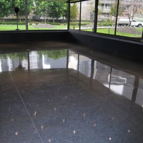 Shop Floors — photo 5